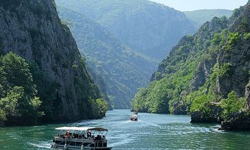 Uçaklı Vizesiz Büyük Balkan Turu İzmir`den Direkt Uçuş (7 Gece Konaklama) Ekim, Ara Tatil ve Sömestr