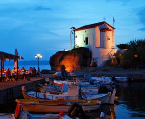 Kapı Vizesi İmkânı ile Midilli Turları - Ayvalık Liman Hareket (3 Gün 2 Gece)