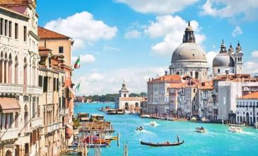 Uçaklı İtalya Turu (Nisan Ayı Özel - Roma Gidiş Roma Dönüş)