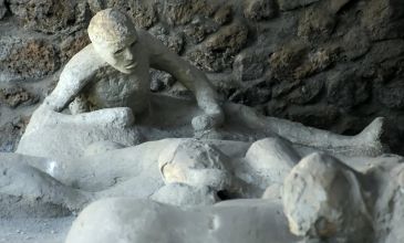 Uçaklı Akdeniz`in İncileri Güney İtalya & Amalfi Kıyıları & Puglia & Capri Adası Turu