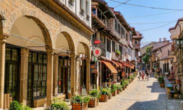 Bulgaristan Sofya Plovdiv (Filibe) Kazanlık Gül Festivali Turu